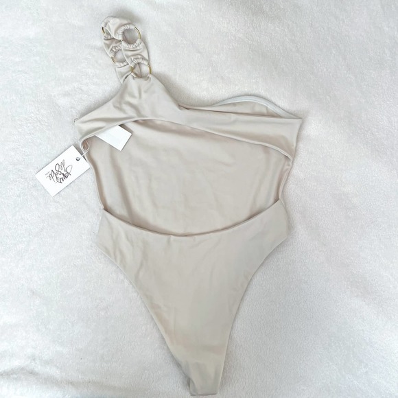 JOUES DE SABLE Sheida One Shoulder Ivory One Piece Swimsuit - Picture 3 of 6
